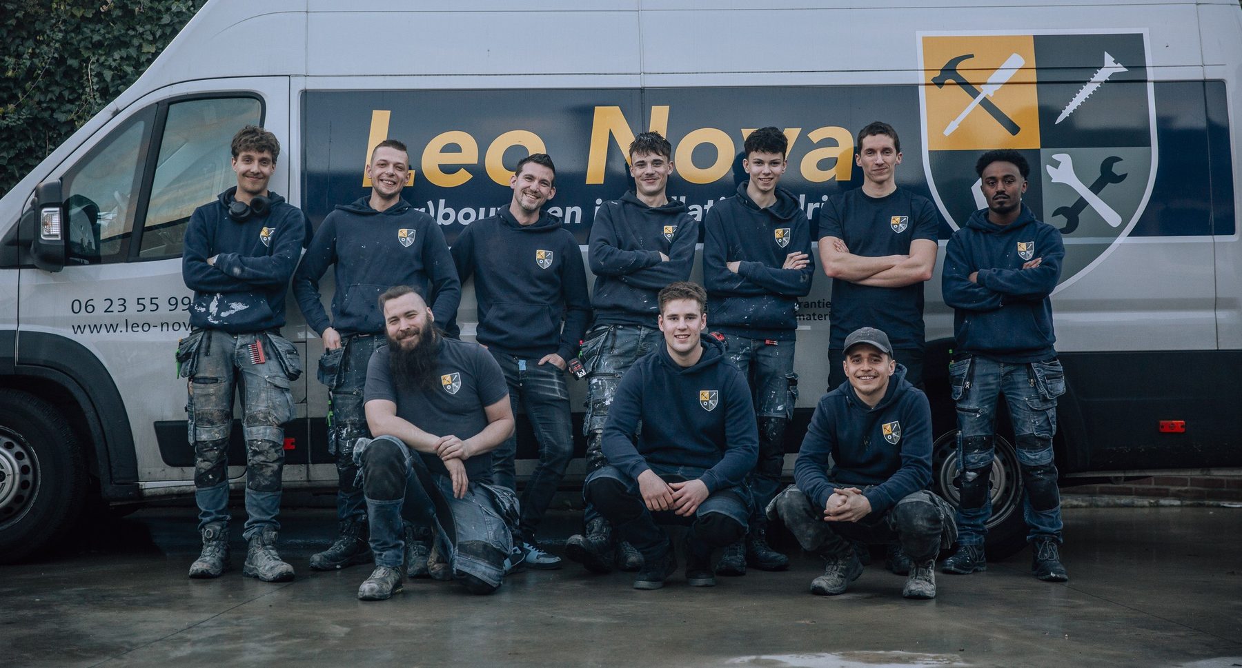 Leo Nova bouwproject en teambeeld